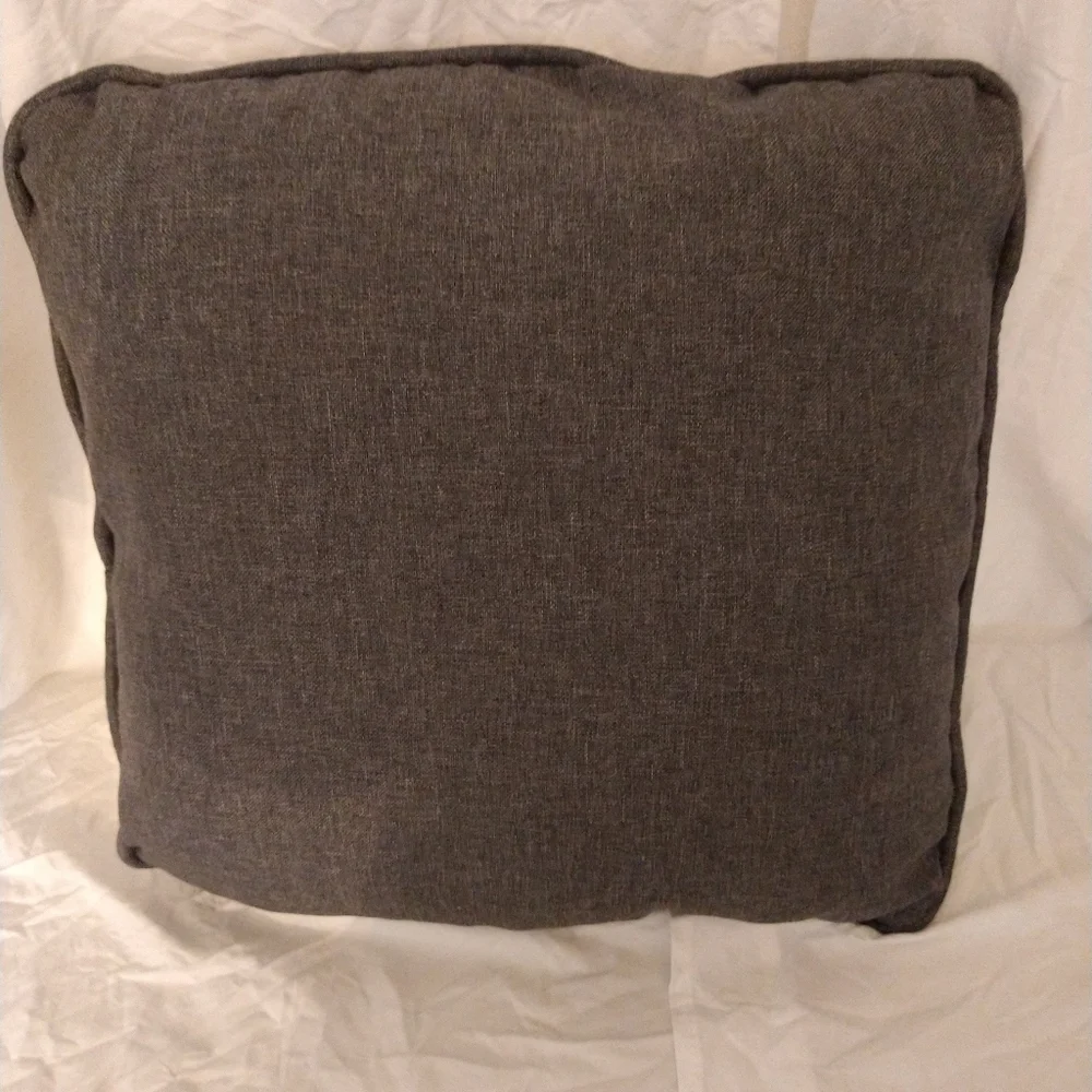 Outdoor/ Indoor Black,‎ white, brown Accent Pillow